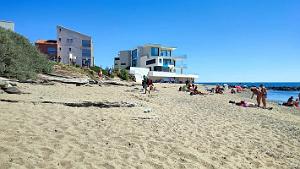 Cap d'Agde - Plage de la Dalle - 8.7.2002 - 18